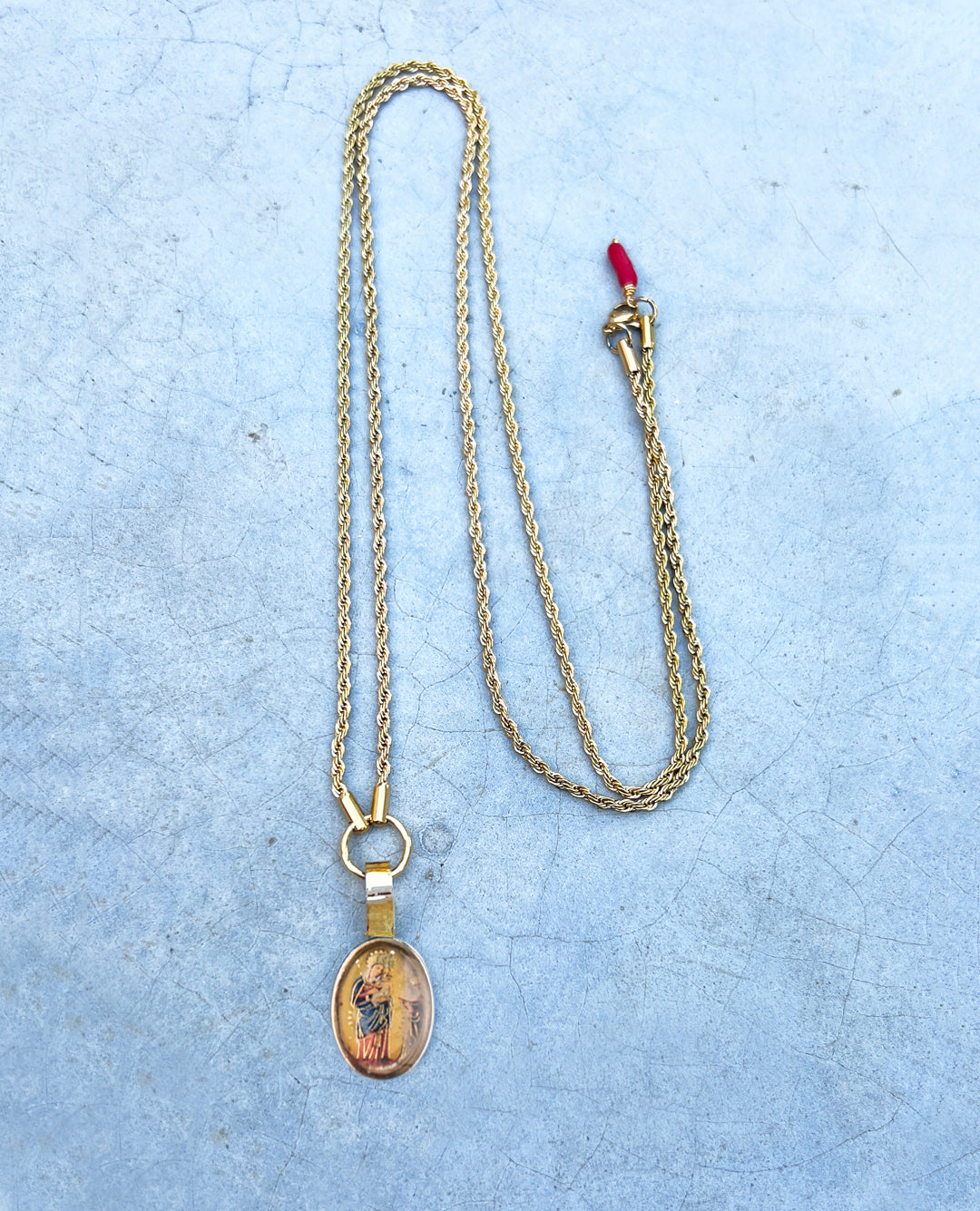 COLLAR LARGO VIRGEN DE LA CHIQUINQUIRÁ