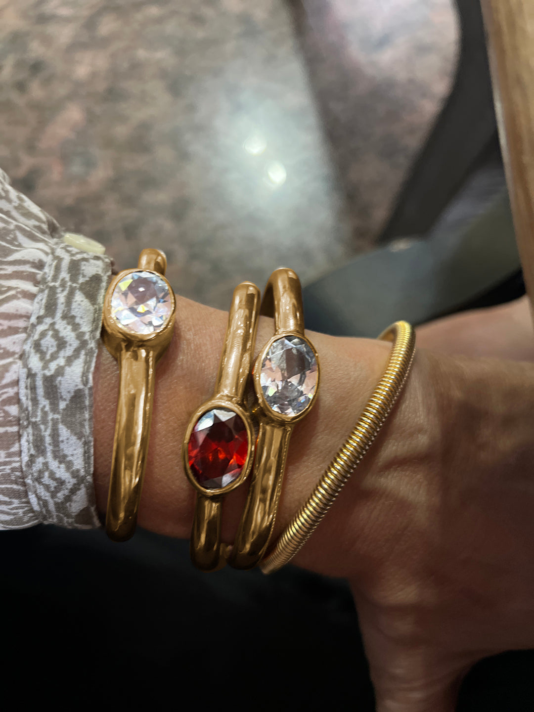 PULSERA ARROYITO RUBI