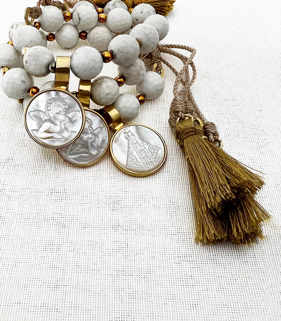 PULSERA TURQUESA BLANCA Y NÁCAR